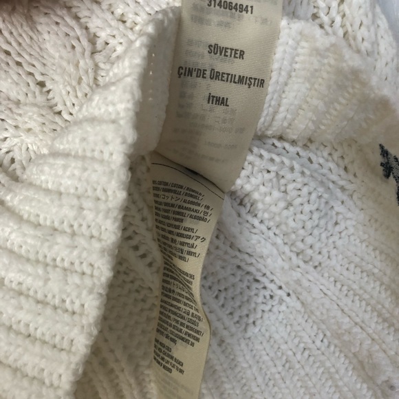 Abercrombie and Fitch - Cableknit Sweater - Picture 4 of 6